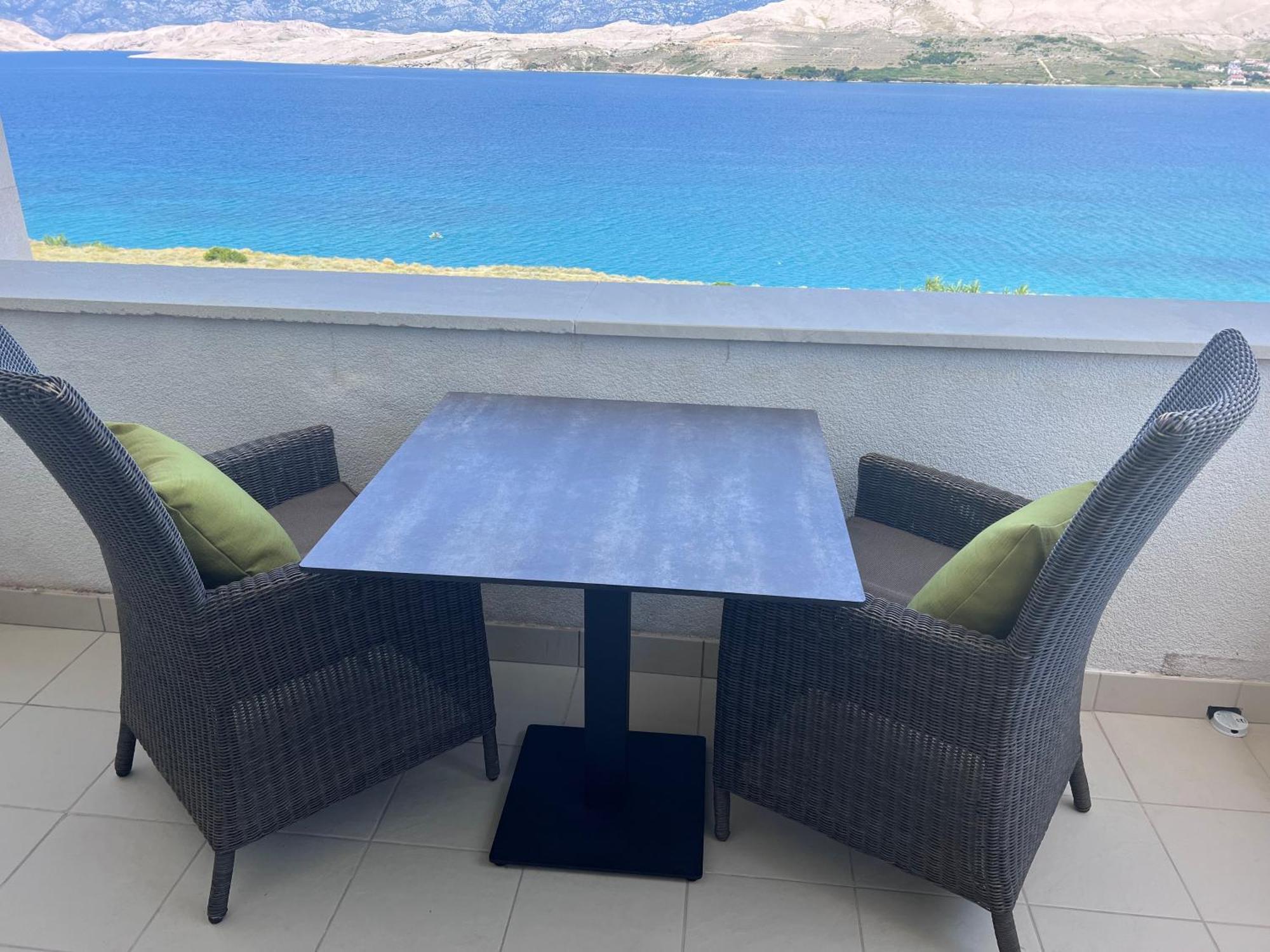 Studio Apartma Pag Blue Ocean 1 With Sea View Pag Town Exterior photo